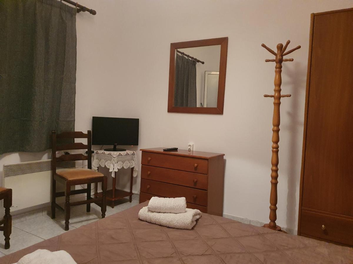Soullas Apart -Ελλαδα- Ermoupoli Exterior foto