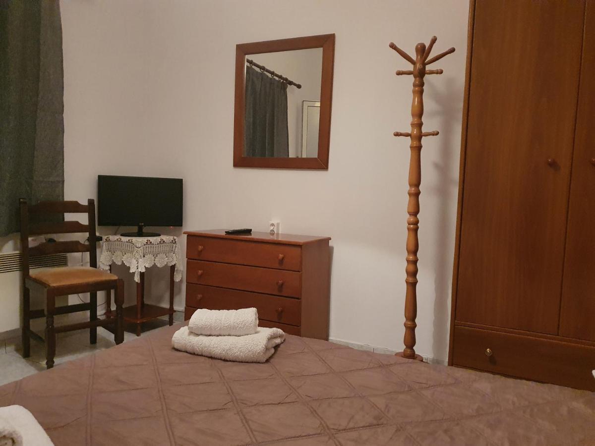 Soullas Apart -Ελλαδα- Ermoupoli Exterior foto